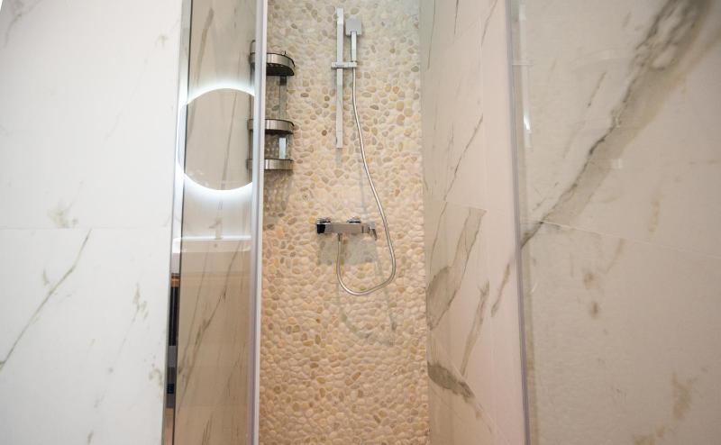 Old Town Design Apartments - image 11