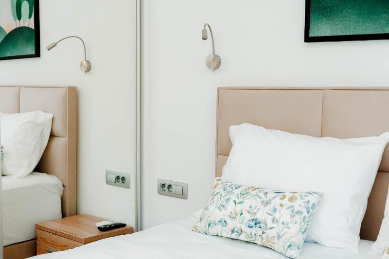 Natura Luxury Suites Parga - image 39