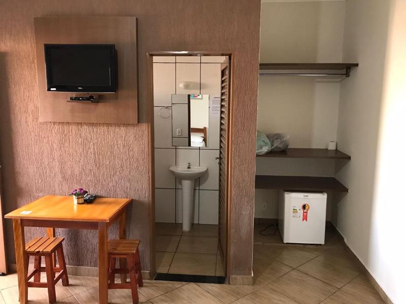 Hotel Portela III - Aprox 600m do Thermas dos Laranjais e Hot Beach - image 13