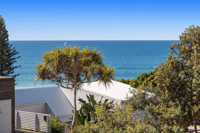 U2 Park Cres Modern & Stylish 2 bedroom apartment Close to Beach and Restaurants - image 7