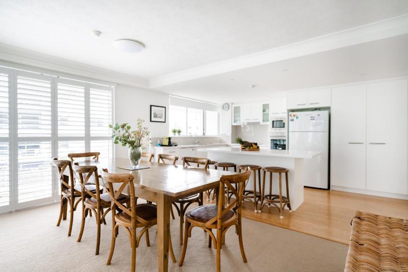 Cashelmara Beachfront Apartments - image 10