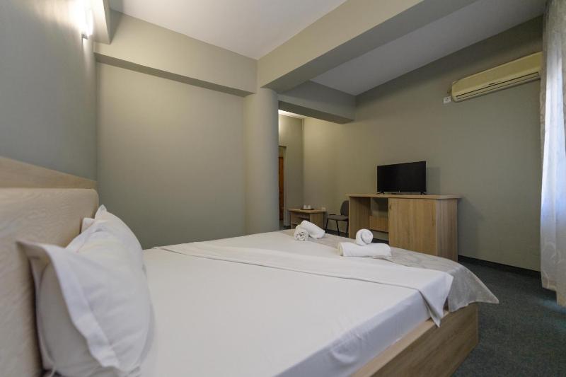 Hotel Cora - image 6