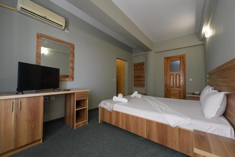 Hotel Cora - image 24