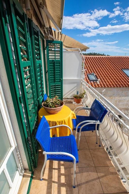 Apartment with Balcony image 2