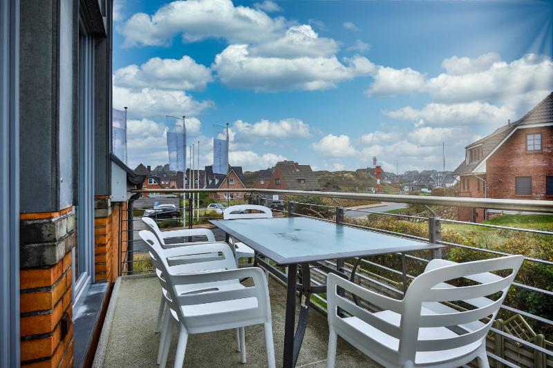 Apartment with Balcony image 2