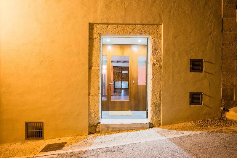 Three-Bedroom Villa image 4