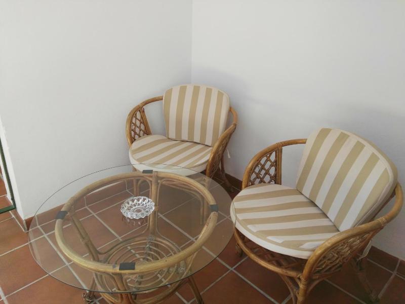 Studio with Terrace image 2