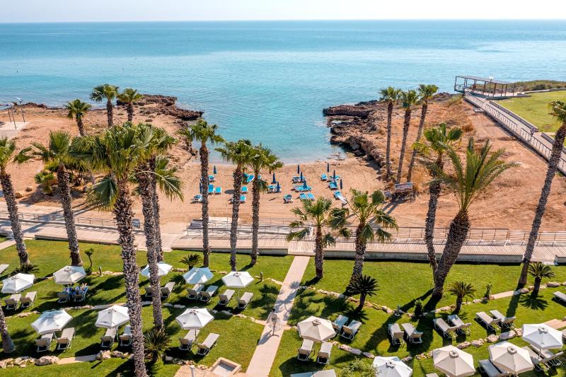 Louis Althea Beach - image 12