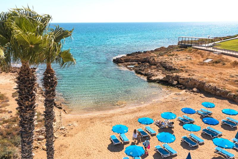 Louis Althea Beach - image 3