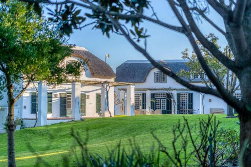 De Mond by Top Destinations Rentals Images