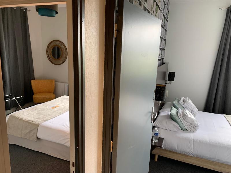 Double Suite - Non-Smoking image 1