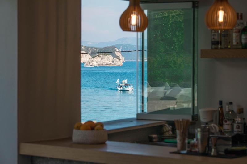 Alboro seaside suites - image 23