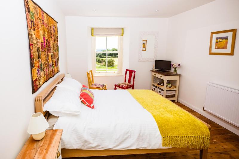 Double Room - Room 2 image 2