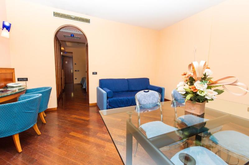 Suite image 3