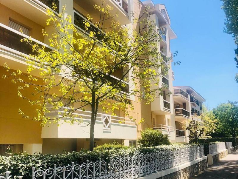Appartement T2 à Arcachon – 400m de la Plage Terrasse Parking Résidence de Standing - image 4