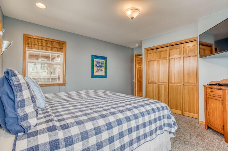 Bainbridge House - image 49