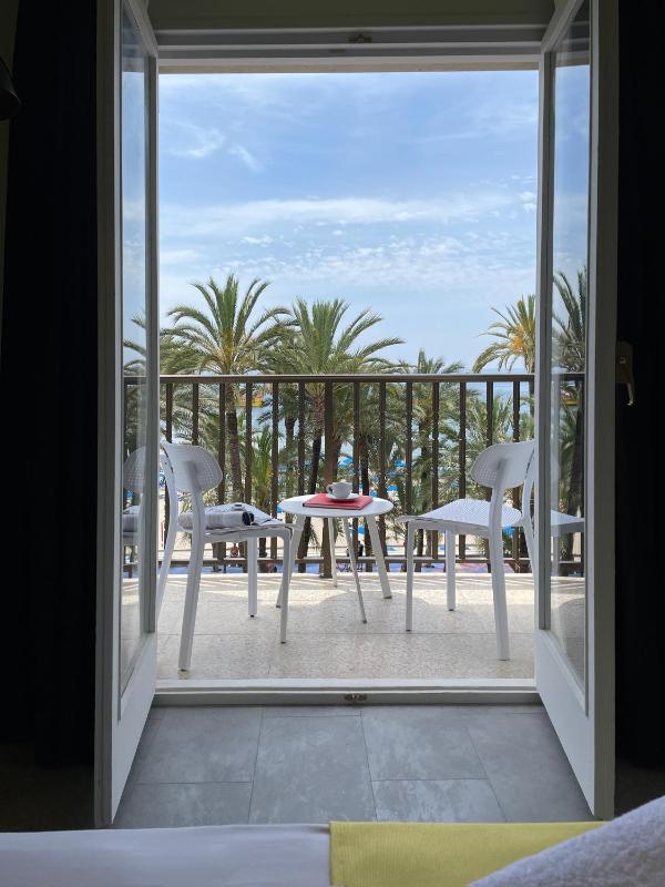 Casual Pop Art Benidorm by Casual Hoteles - image 8