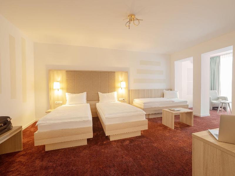 Triple Room image 1