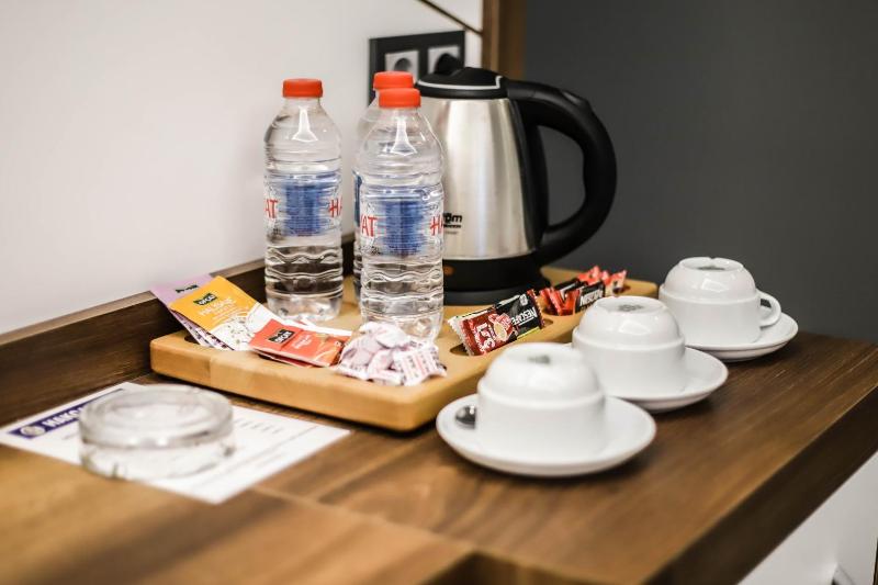 Standard Double Room image 2