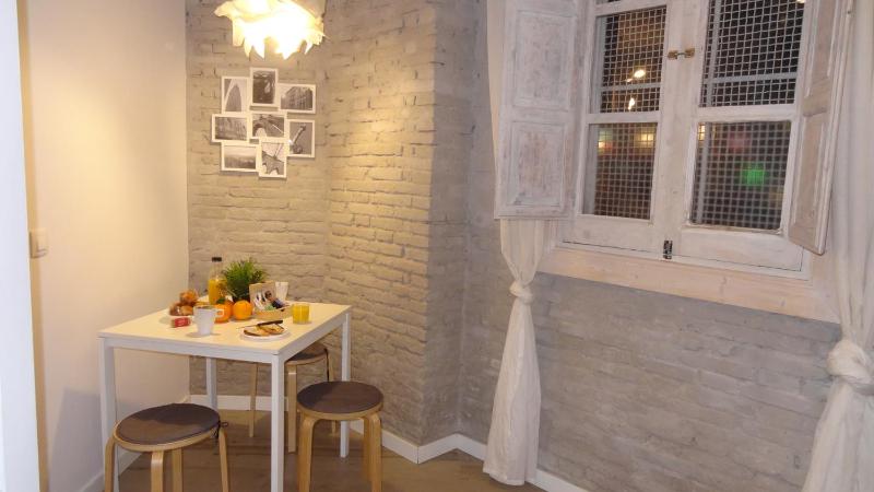 Lovely Apartment in Valencia WIFI Free Images