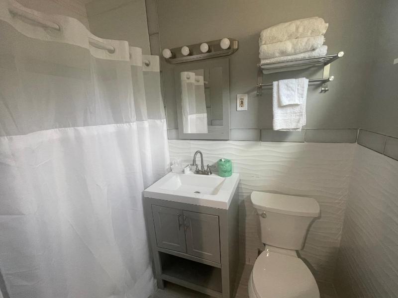 Double Room with Two Double Beds - Non-Smoking image 2