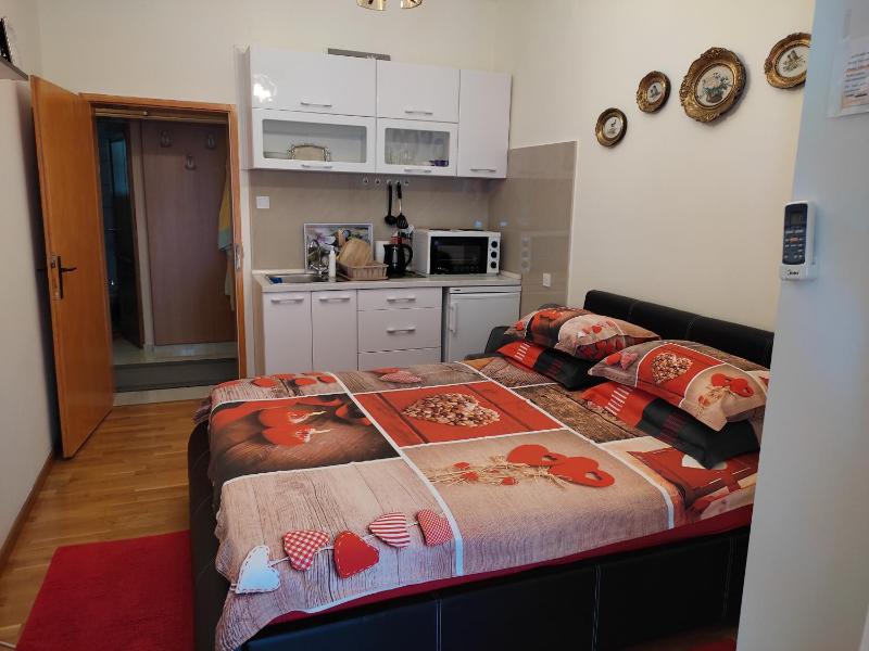 Apartments Peranovic - image 14