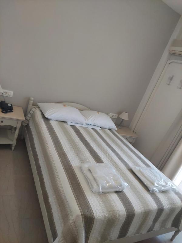 Economy Single Room image 2