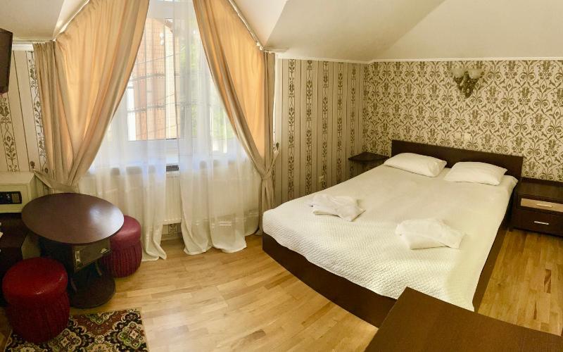 Budget Double Room image 1