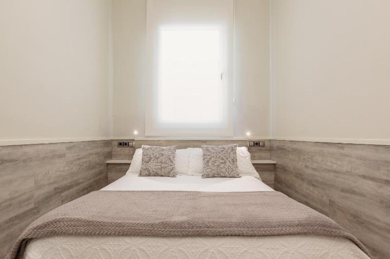 Standard Double Room image 3