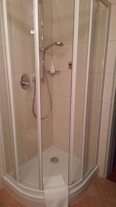 Deluxe Double Room with Balcony (refurbished) image 3