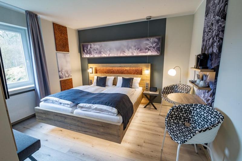 Deluxe Double Room (refurbished) image 1