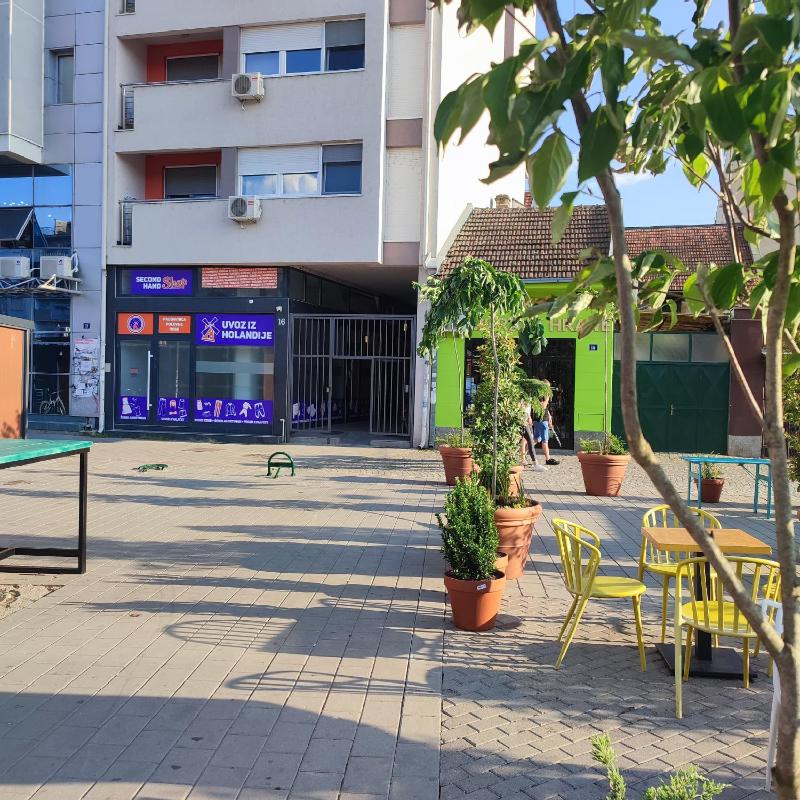 Centar Novi Sad-Apartman No 3 PARKING ON REQUEST - image 2