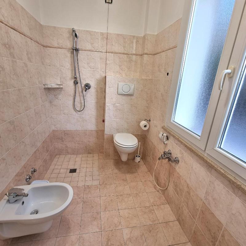 Studio Apartment image 2