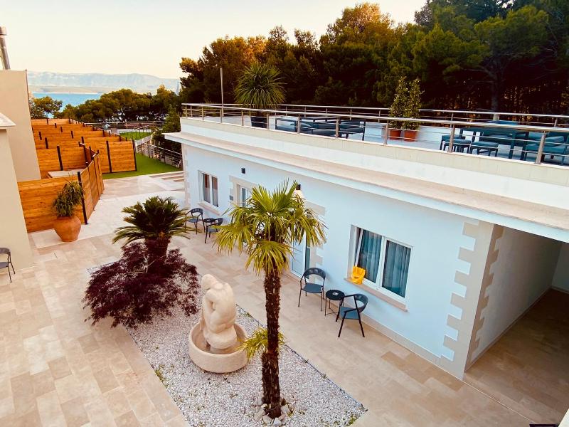 Zlatni Rat Beach Resort - image 14