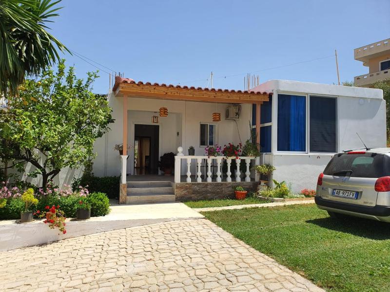 Skenderi Apartments - image 1