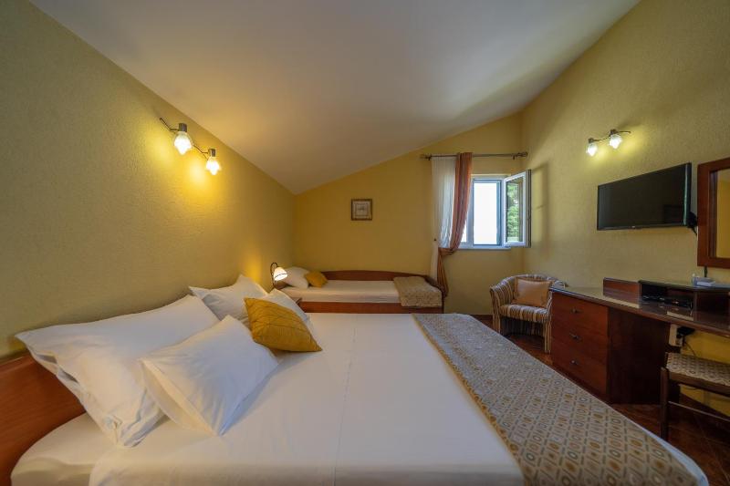Apartment with Sea View image 4