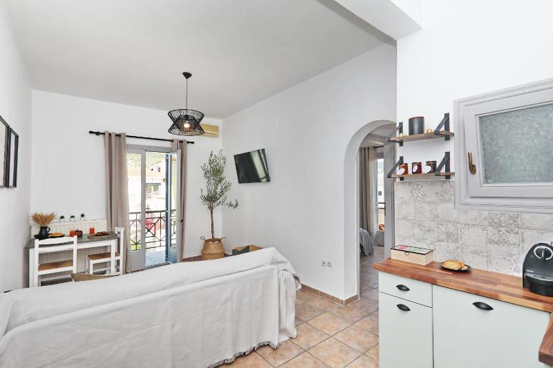 Rania Residence - image 12