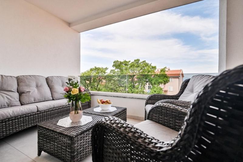 Luxury Apartment Nina with sea view - image 16