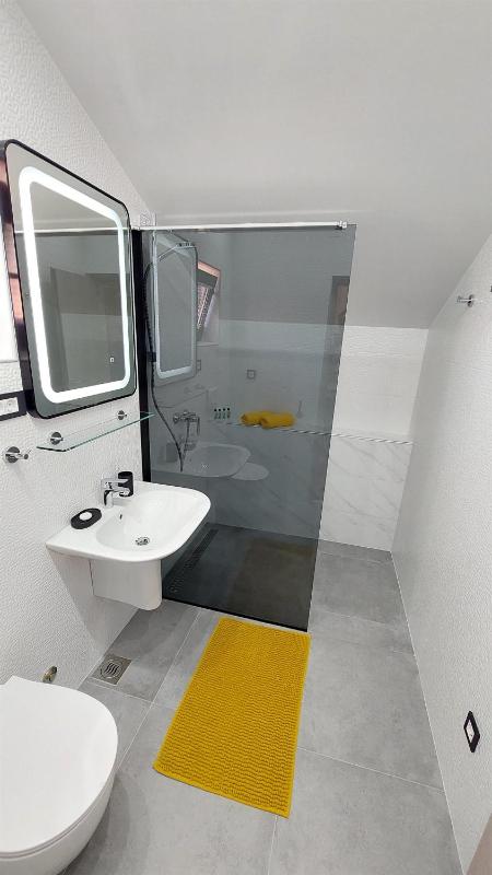 Apartments Arsen - image 6