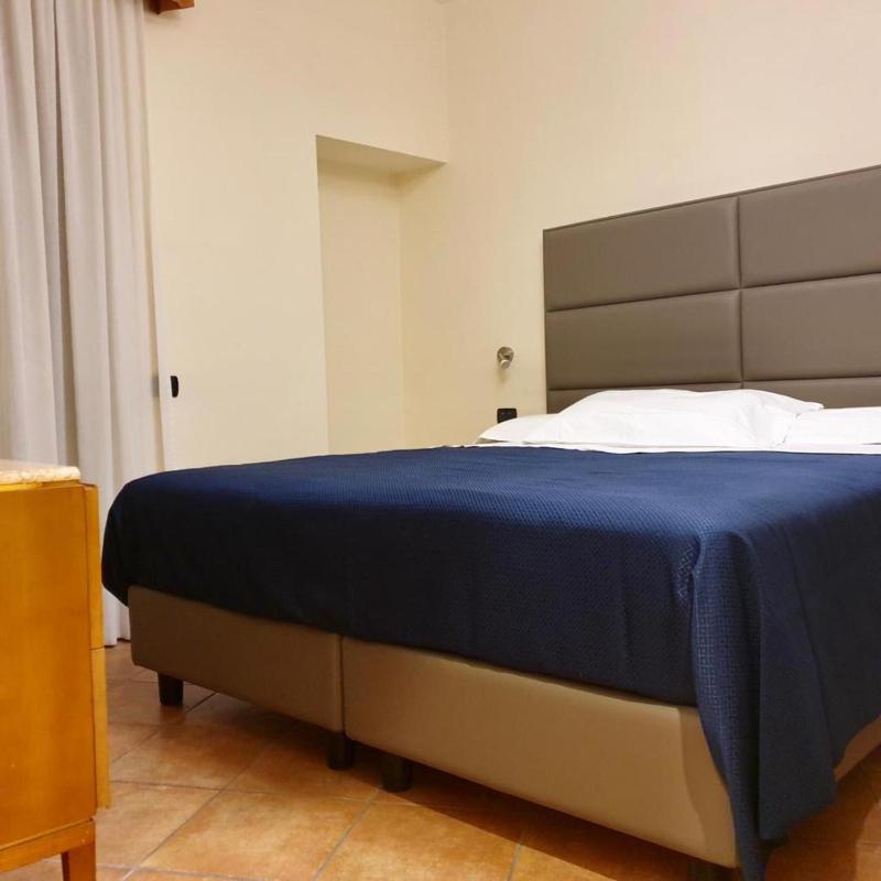 Superior Two-Bedroom Apartment image 1