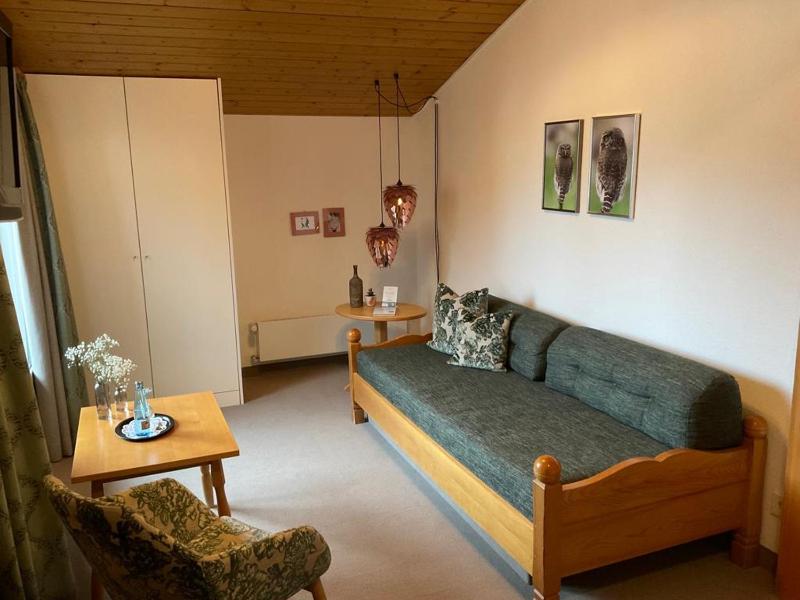 Twin Room image 4