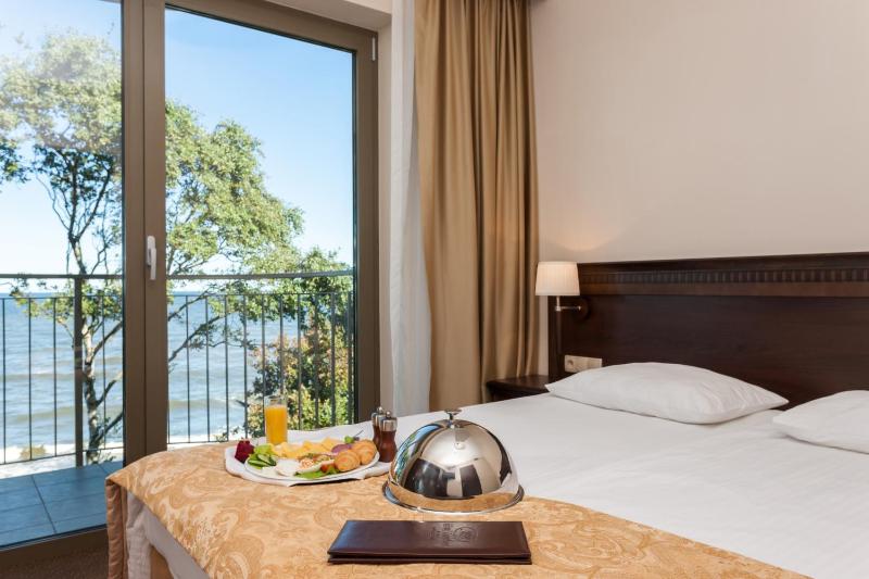 Superior Apartment with Sea View image 1
