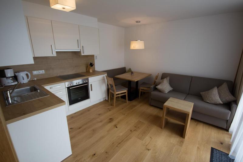 Apartment with Balcony with east view  image 3