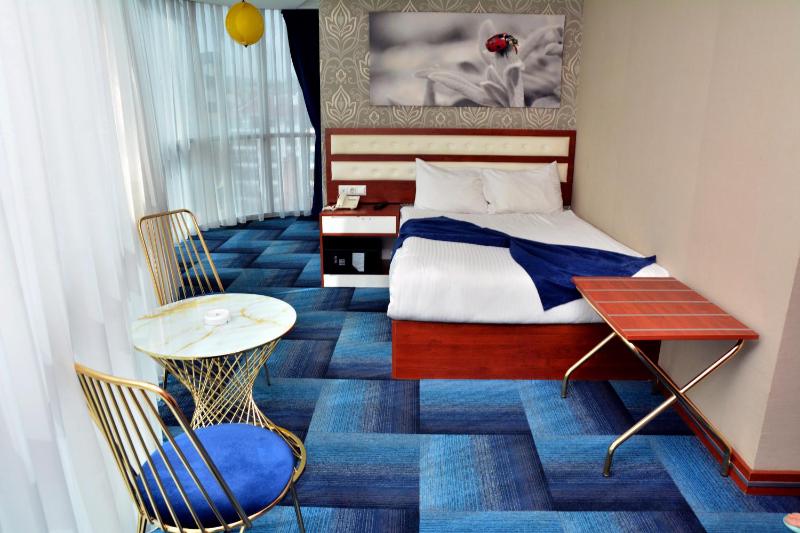 Standard Single Room image 4