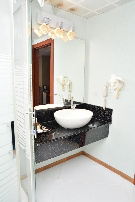 Junior Suite image 3
