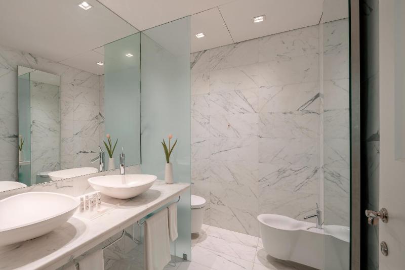 Executive Apartment image 3