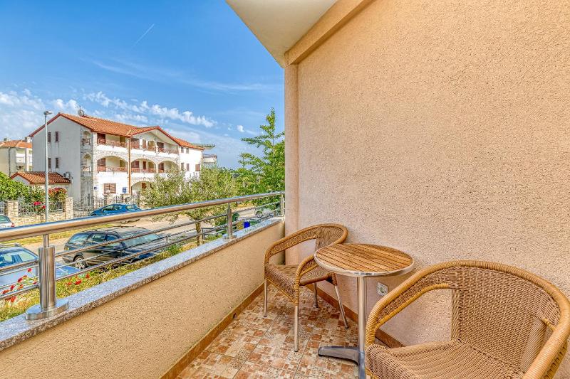 Sunrise Apartments - image 20