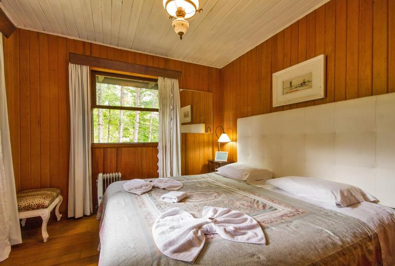 Pousada Casa Mantiqueira - Próxima ao Capivarí e opções de Hidromassagem - image 9