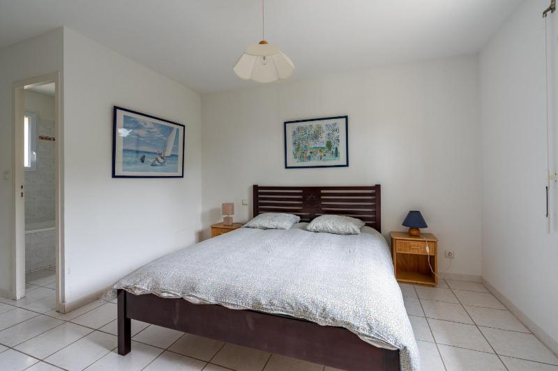 Villa piscine pour 8 à Lacanau - image 12