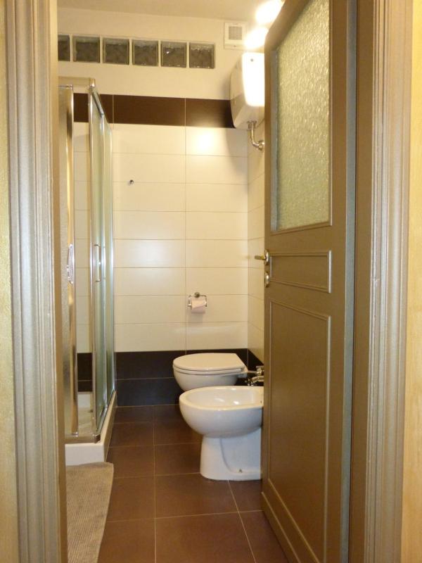 Double Room with Private External Bathroom image 3